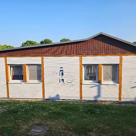 In - Insel Ruegen 3077 Gustow (Vorpommern-Rugen)