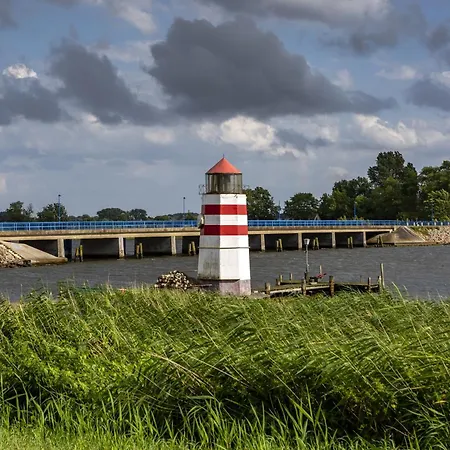 In - Insel Ruegen 3077 * Gustow (Vorpommern-Rugen)